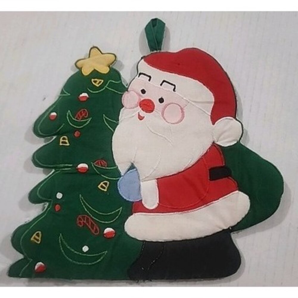 2 Vintage Christmas Potholders Santa Christmas Tree Kitty CatBasket Poinsettias - Picture 2 of 9